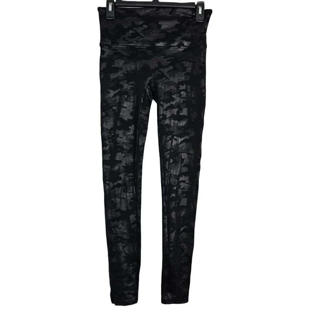 SPANX Faux Leather Camo Legging Matte Black Camo Print L 20185R - Picture 4 of 11